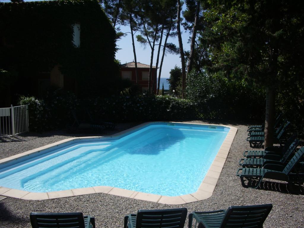 50M Plage T2 Grande Terrasse Vue Mer Climatise Piscine Chauffee, Parking Clos Gratuit Санари-сюр-Мер Экстерьер фото