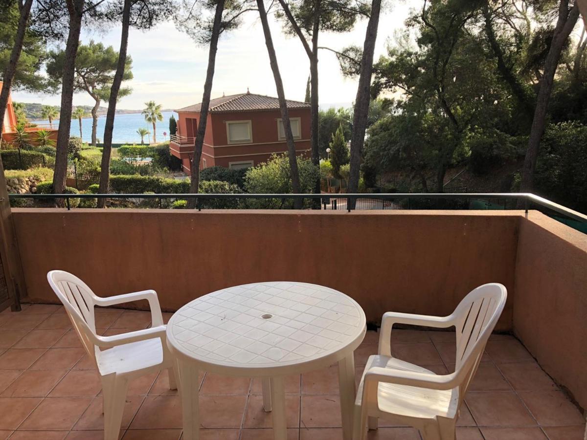 50M Plage T2 Grande Terrasse Vue Mer Climatise Piscine Chauffee, Parking Clos Gratuit Санари-сюр-Мер Экстерьер фото